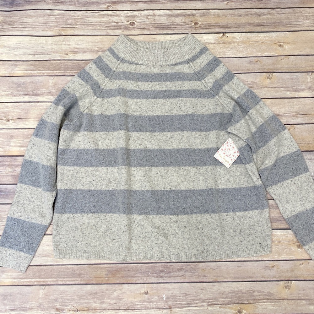 Free people striped mock neck raglan sleeve knit sweater Ivory/grey M - Picture 2 of 6